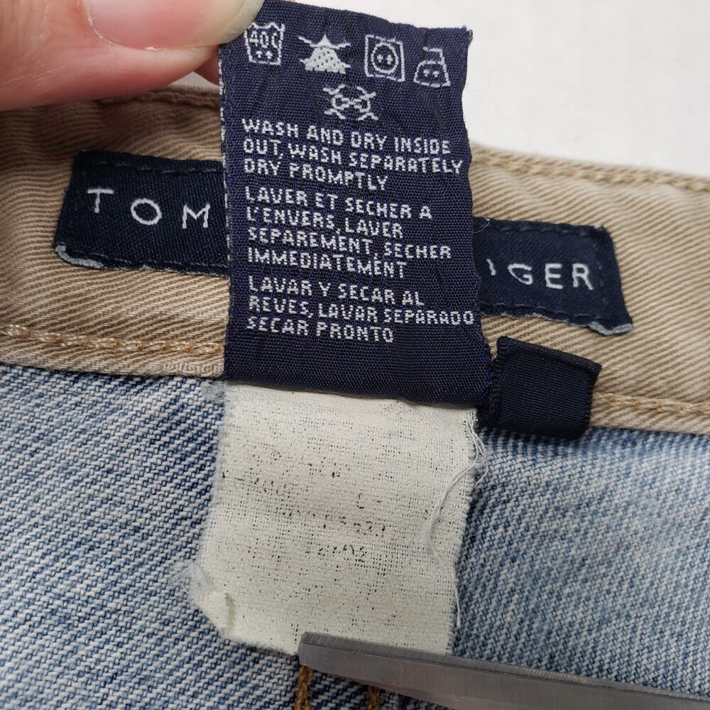 Vintage Tommy Hilfiger Jeans Mens 34x30 Blue Relaxed Fit Light Wash Faded Y2K - Picture 13 of 16